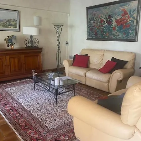 Apartment La Maison Vieille *